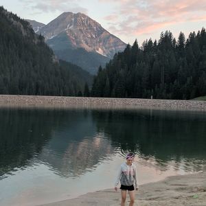 Meet your Posher, Lauren